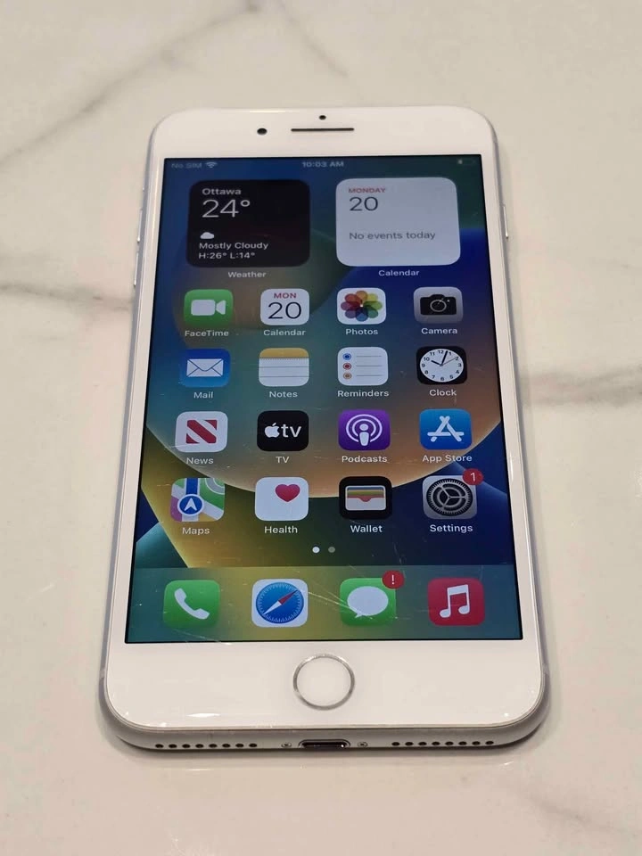 iPhone 8 Plus 256GB - White | Unlocked | Great Condition - photo 3