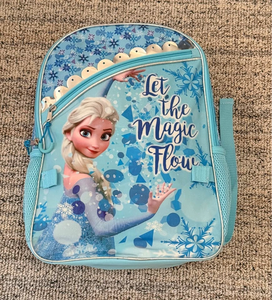 Disney Elsa Backpack with lunch bag - photo 4