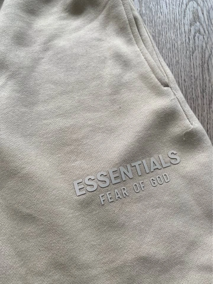 Essentials Shorts Small - photo 2