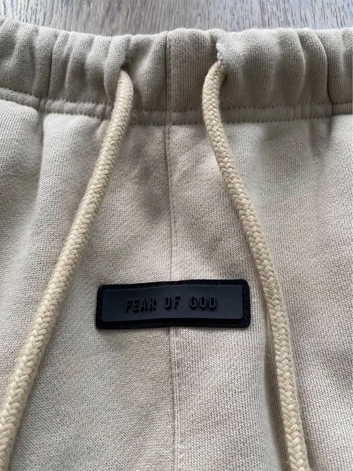 Essentials Shorts Small - photo 3