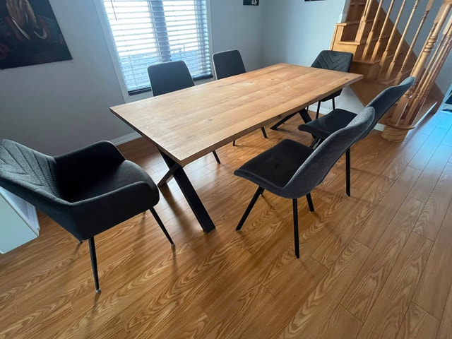 Modern Live-Edge Oak Dining Table - photo 5
