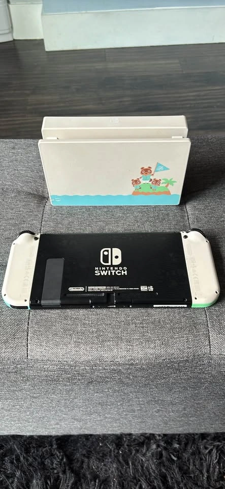 Nintendo Switch Animal Crossing Edition - photo 3
