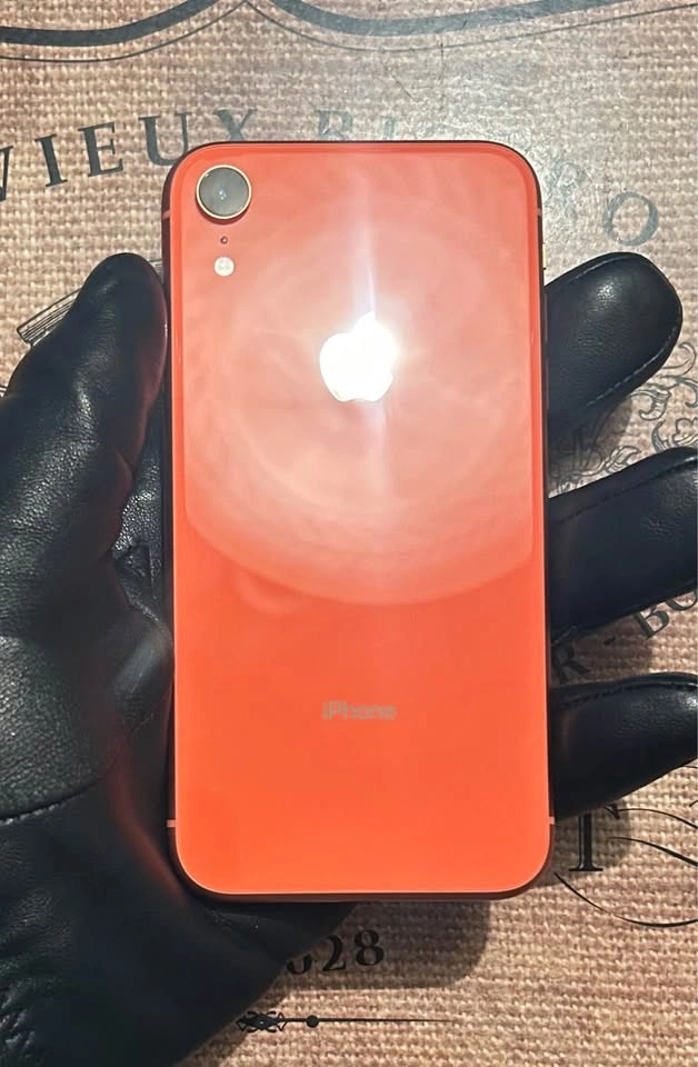 (100%)iPhone XR 64GB-Excellent Con+ Accessories - photo 3