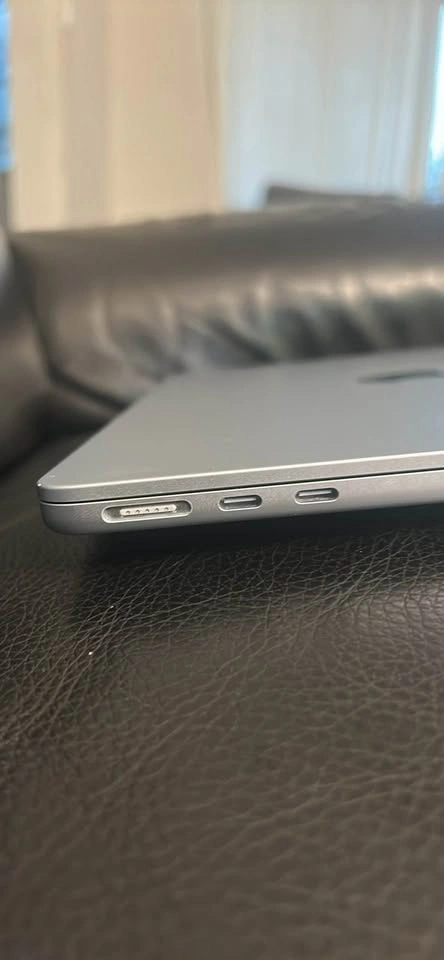 MacBook Air 13-inch, M4, 2025 - photo 3