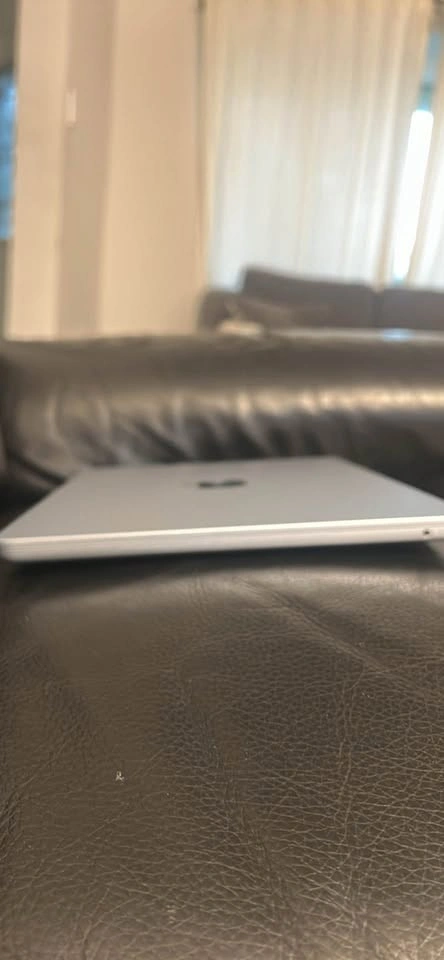 MacBook Air 13-inch, M4, 2025 - photo 4