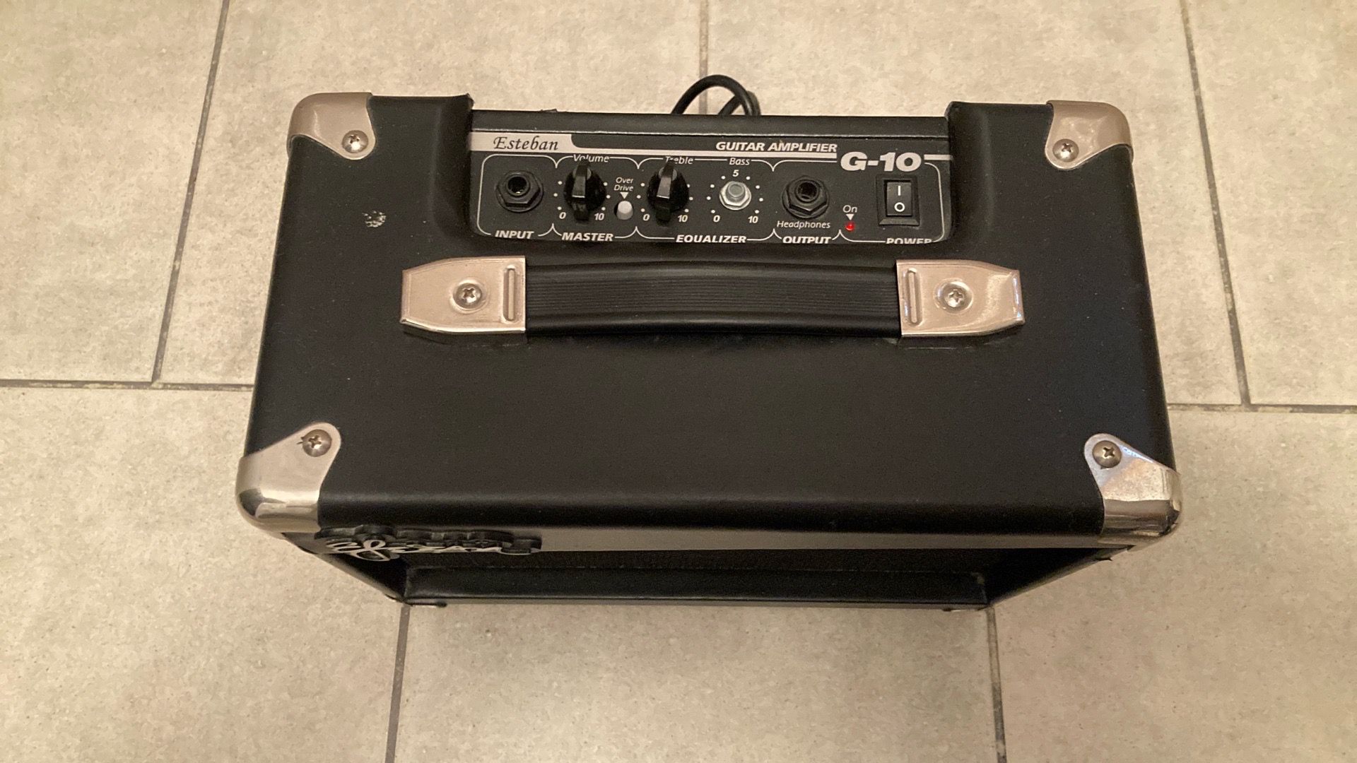 Esteban G-10 Guitar Amplifier - photo 2