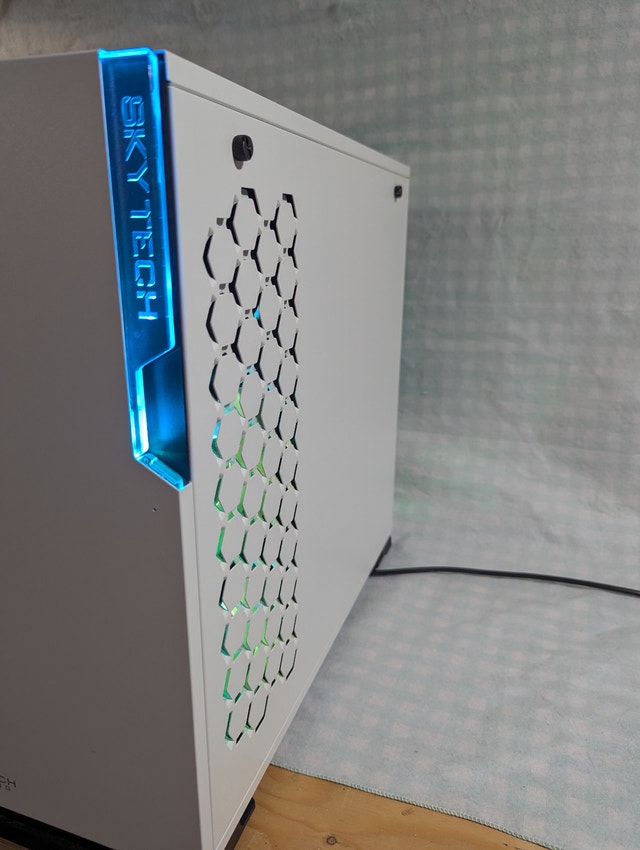 Midrange Gaming PC (Ryzen 5 5600X, RTX 3080, 32GB RAM) - photo 4