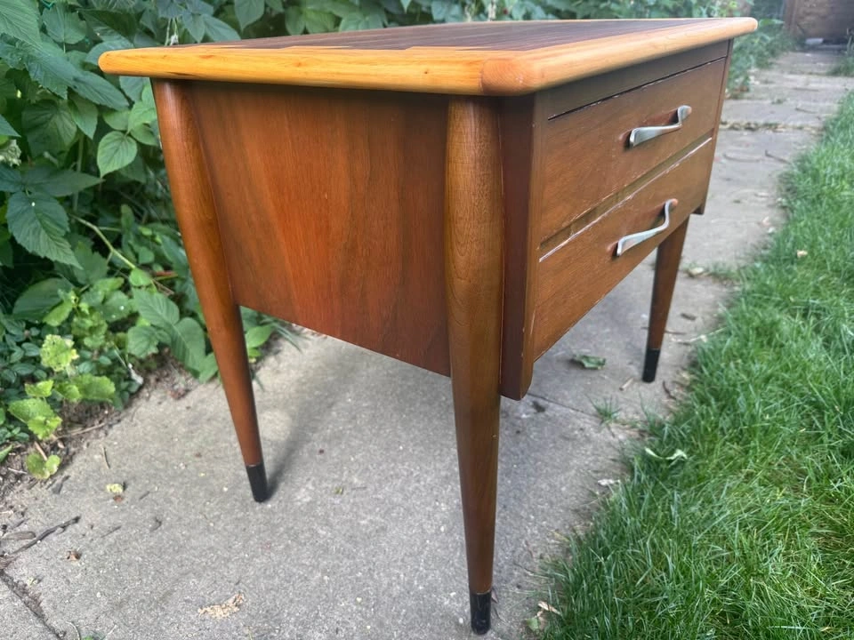 Vintage Lane Acclaim by Knechtel Walnut MCM Nightstand - photo 4