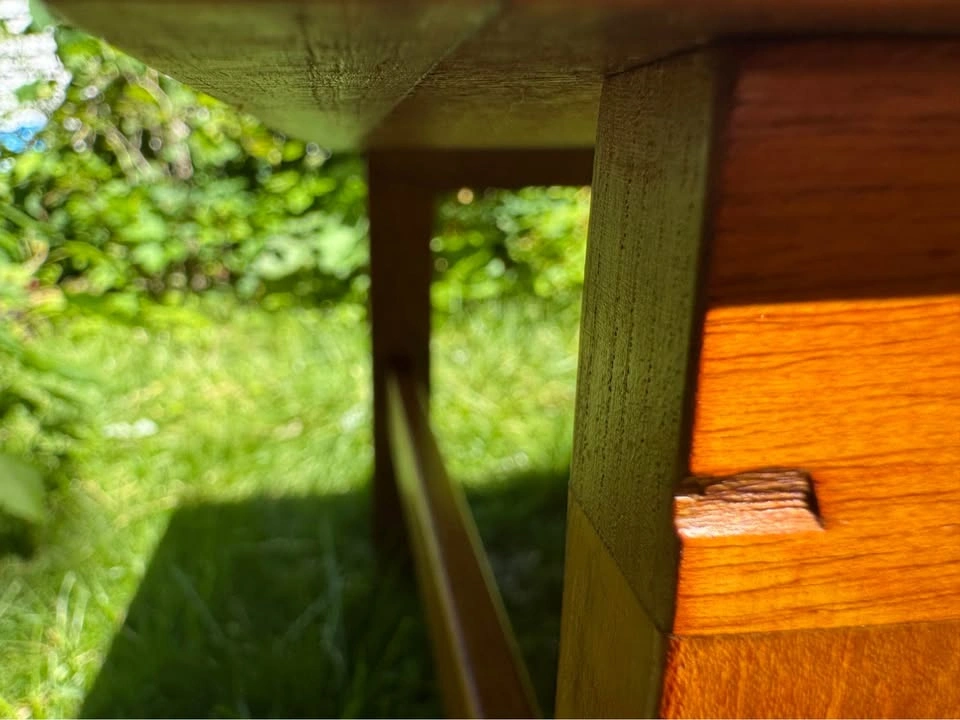 Beautiful Refinished Solid Wood MCM Teak Coffee Table - photo 4