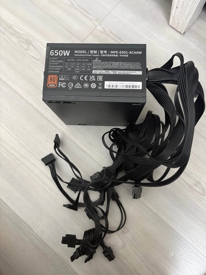 Cooler Master MWE 650 bronze v2 power supply - photo 3
