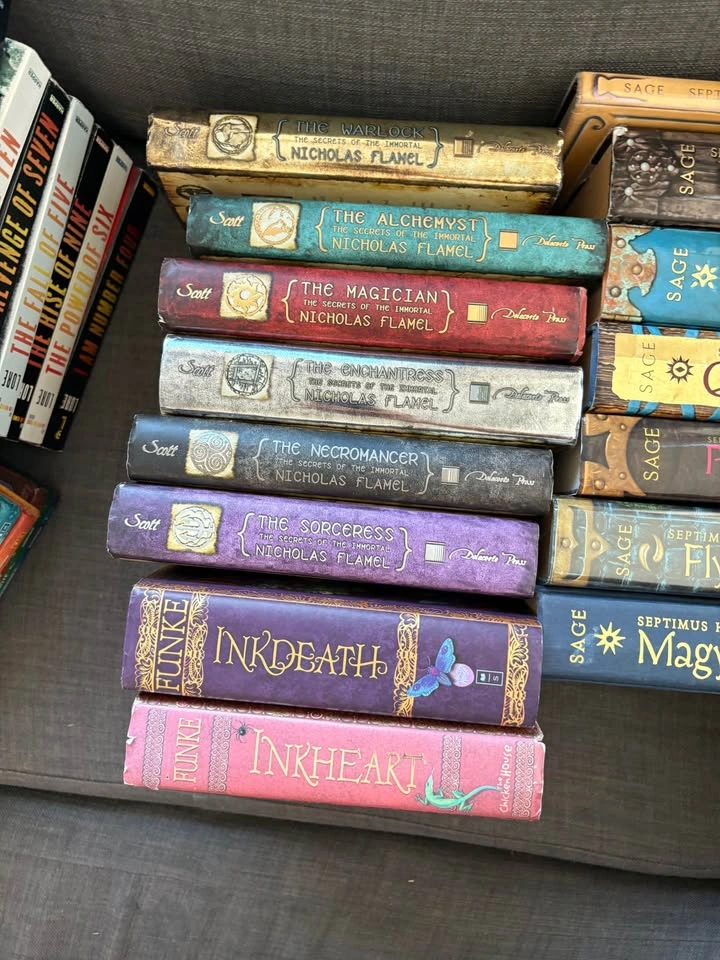 YA Fantasy Bundle (15 Books) - photo 2