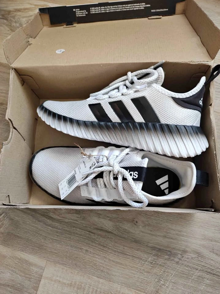 Brand new Adidas Kaptir 3.0
