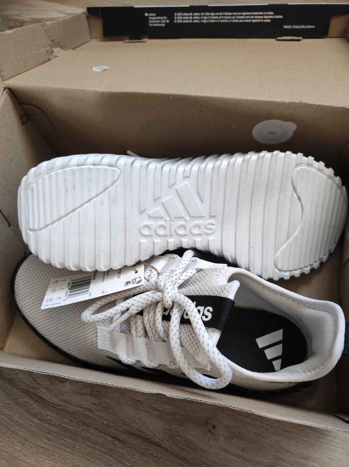 Brand new Adidas Kaptir 3.0 - photo 3