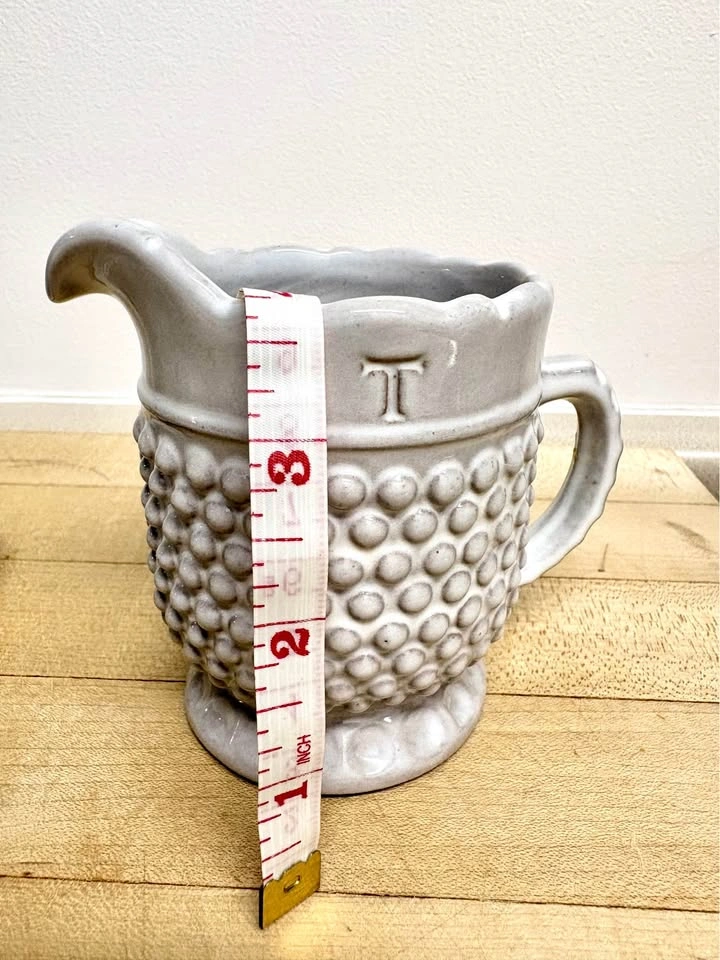 Trinitate Sugar Bowl with Plate and Creamer Pitcher - photo 4