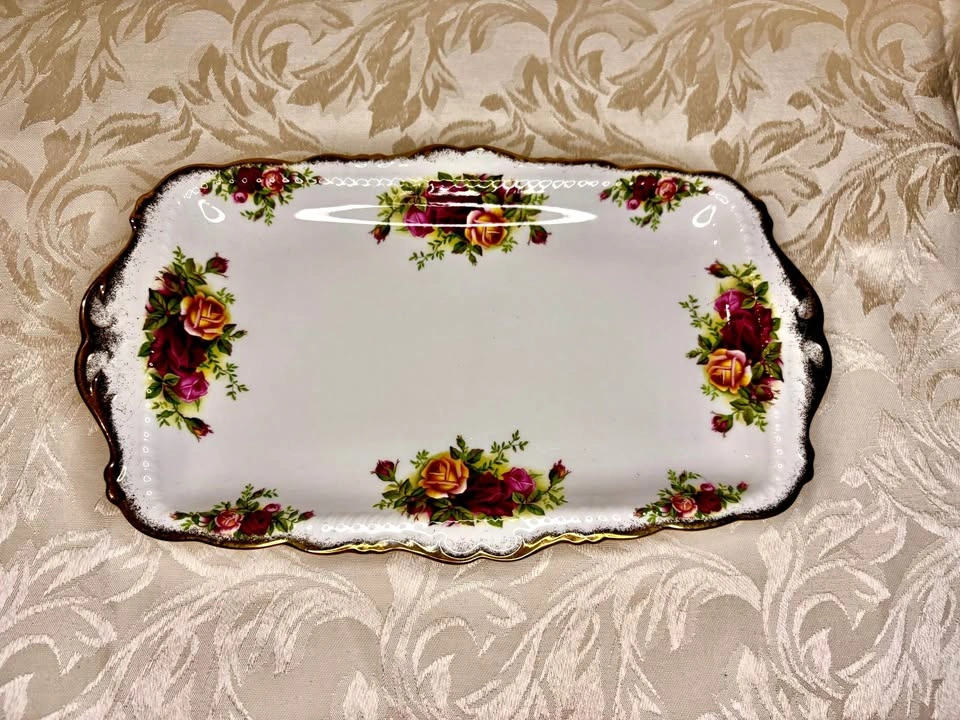 Royal Albert Old Country Roses Sandwich Tray