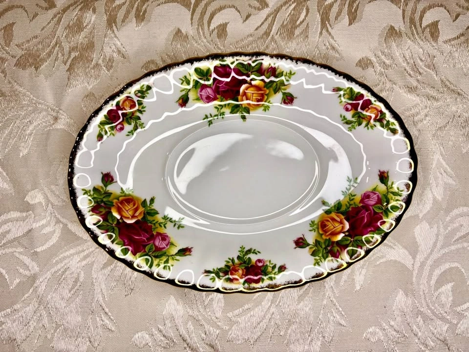 Royal Albert Old Country Roses Gravy Boat Underplate
