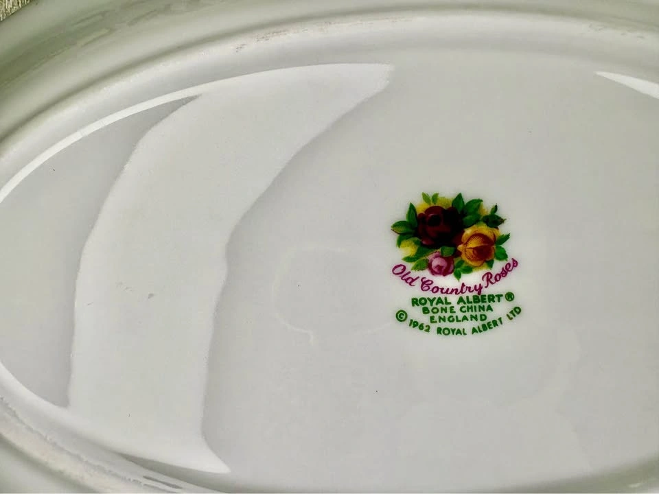 Royal Albert Old Country Roses Gravy Boat Underplate - photo 2