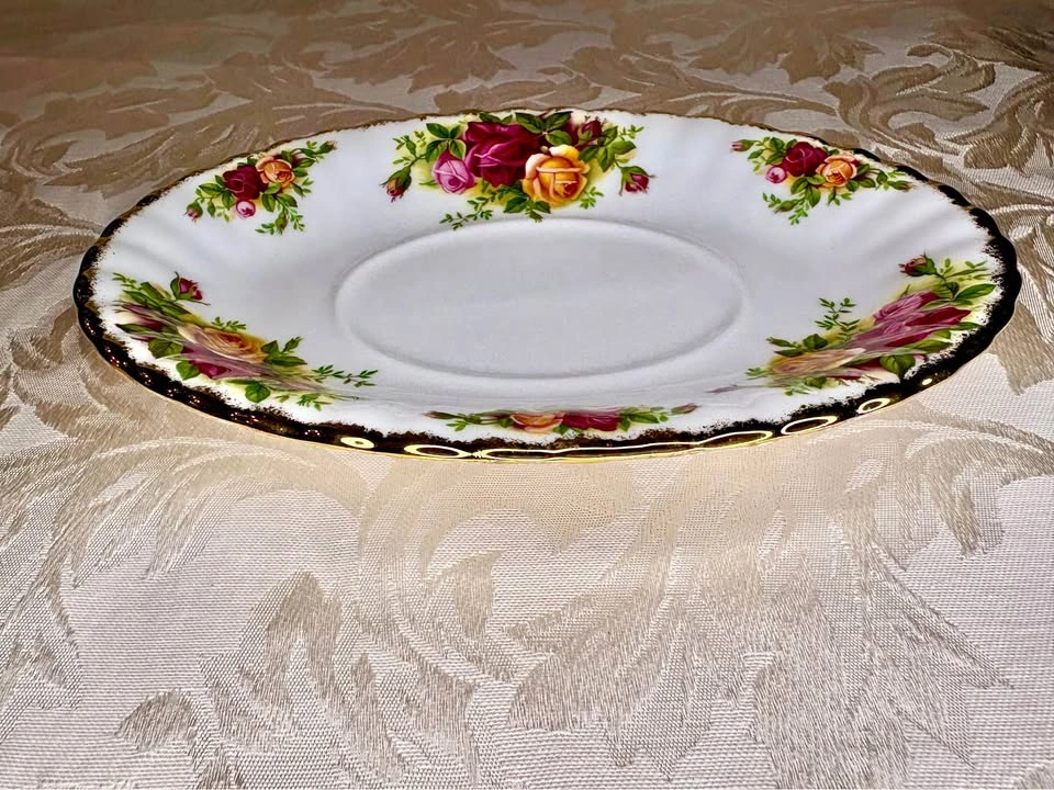 Royal Albert Old Country Roses Gravy Boat Underplate - photo 4