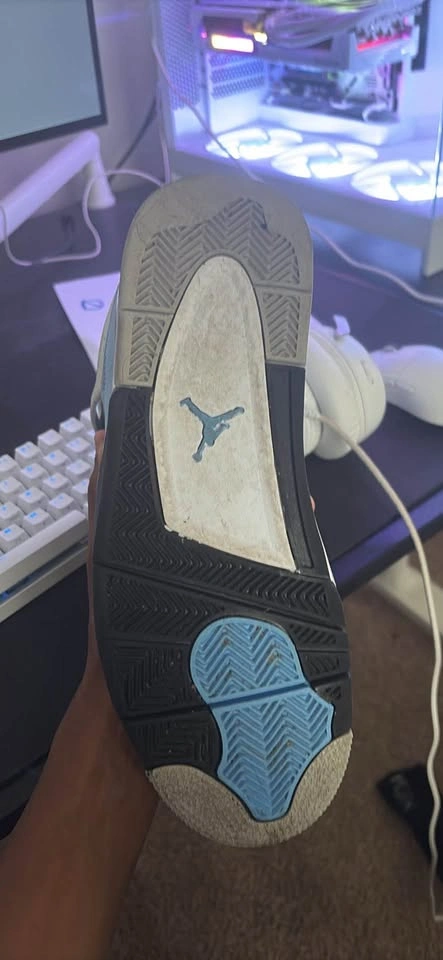 Jordan 4 UNC - photo 4