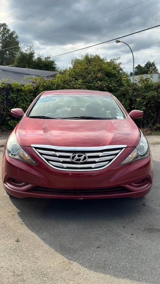 2013 Hyundai Sonata - photo 2