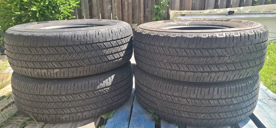 275/65R18 Tires