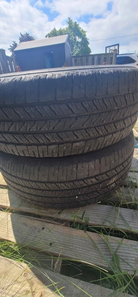 275/65R18 Tires - photo 3