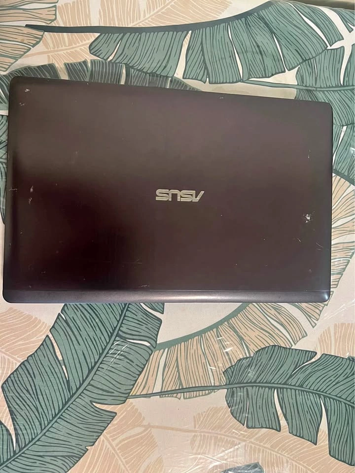 ASUS touchscreen Laptop core i3