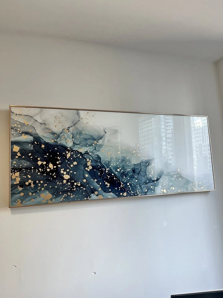 MOVING SALE — Downtown Toronto Apartment Items