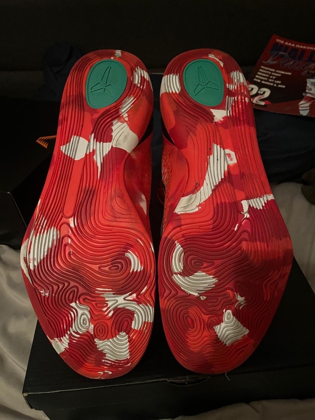 Kobe 9 Christmas - photo 3