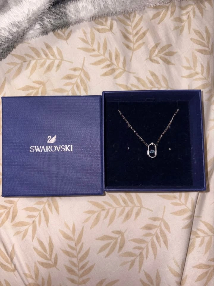 Swarovski round cut necklace - photo 3