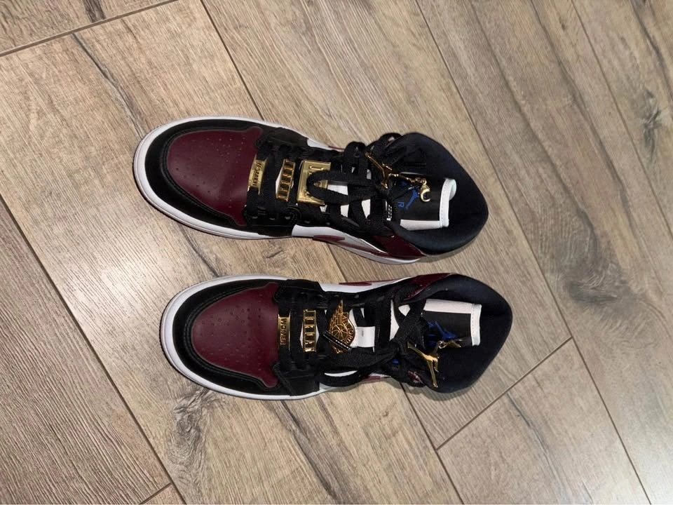 Jordan 1 mid beetroot - photo 3