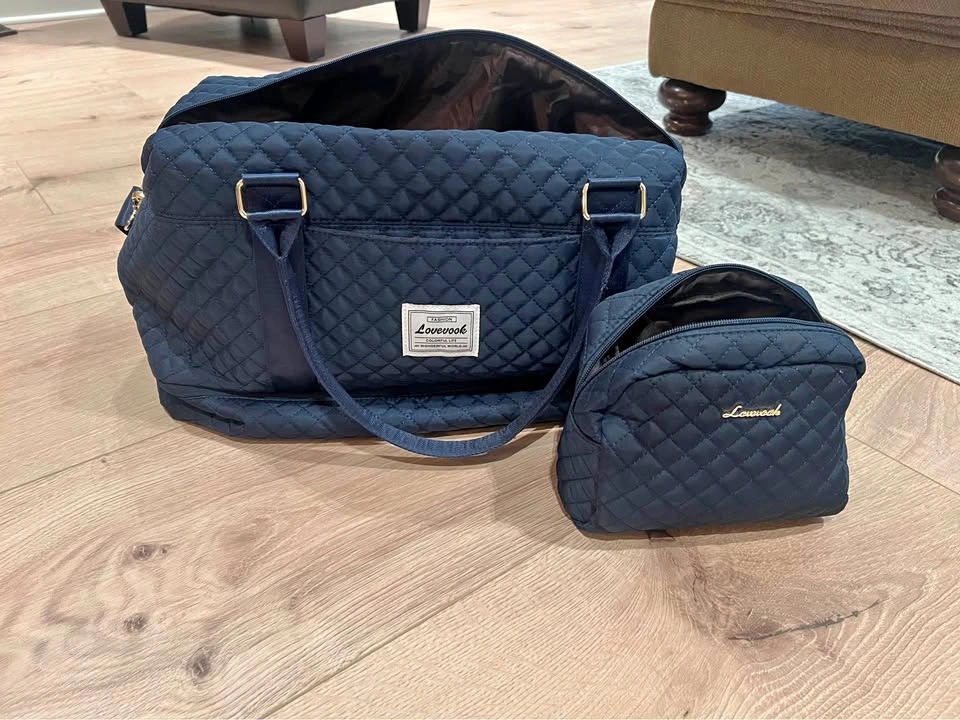 Travel Carry On w/toiletry bag - Navy