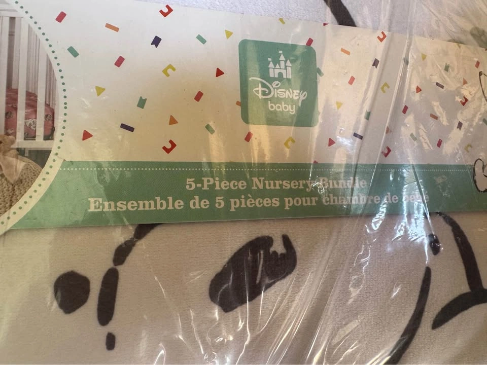 Winnie the Pooh baby stuff best offer - photo 3