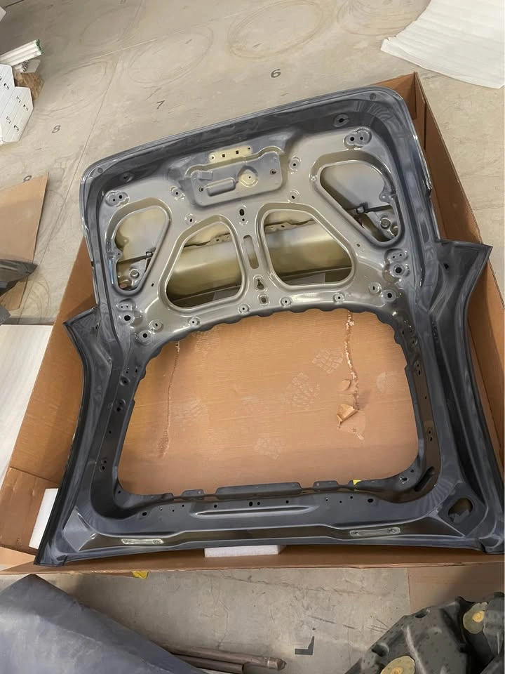 Tailgate Model y - photo 2