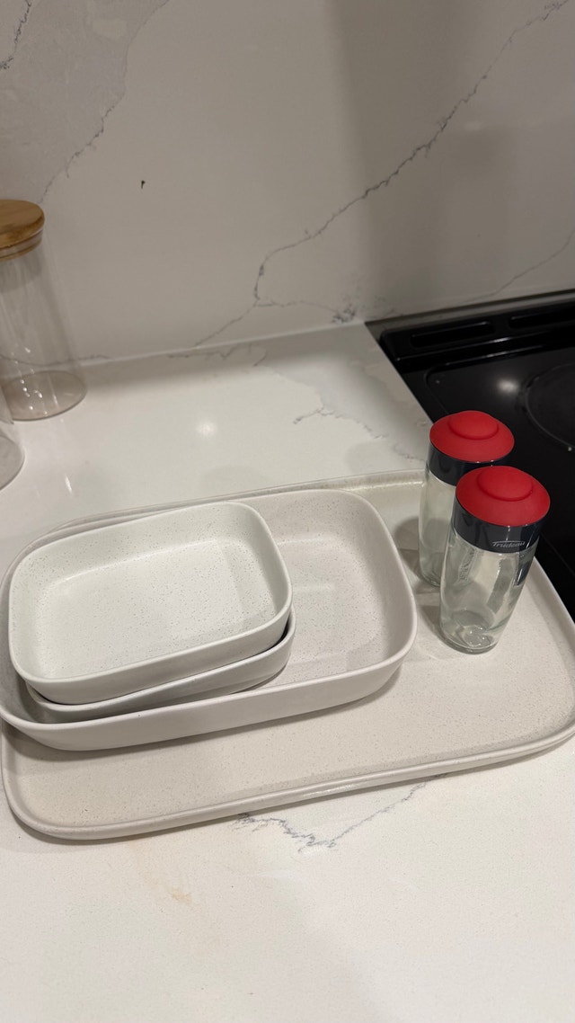 Trudeau Kitchen Set