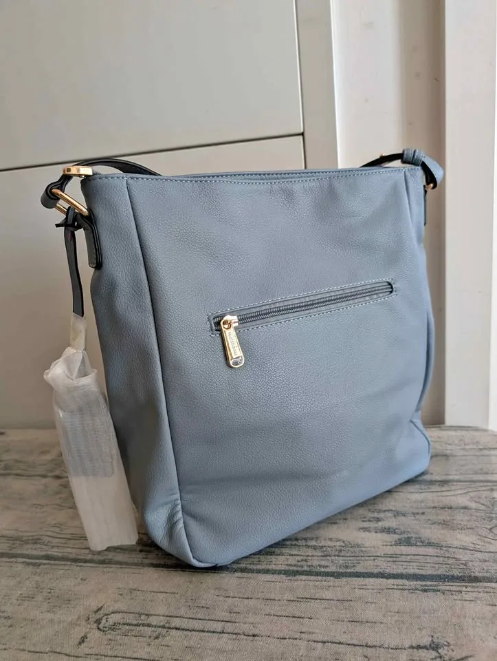 Brand New Blue Hobo Bag image indicator(2)