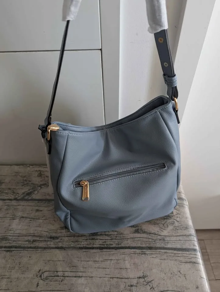 Brand New Blue Hobo Bag image indicator(4)