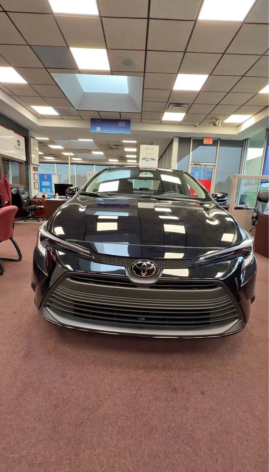 2026 Toyota Corolla Hybrid · LE