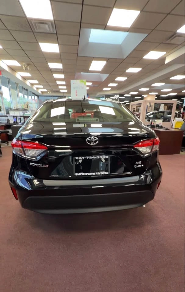 2026 Toyota Corolla Hybrid · LE - photo 2
