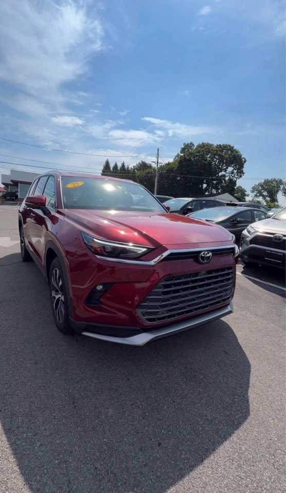 2025 Toyota Grand Highlander Hybrid Limited - photo 2