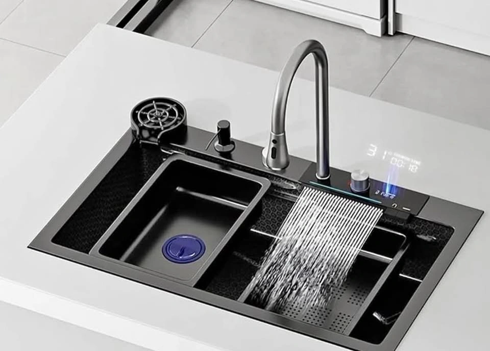 Brand New Stainless Steel Black Waterfall Kitchen Sink 68×45 cm