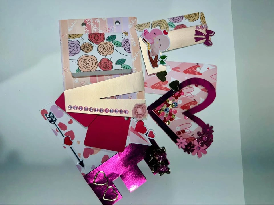 Custom Name Mini Album | Personalized Letter-Shaped Photo Album - photo 3