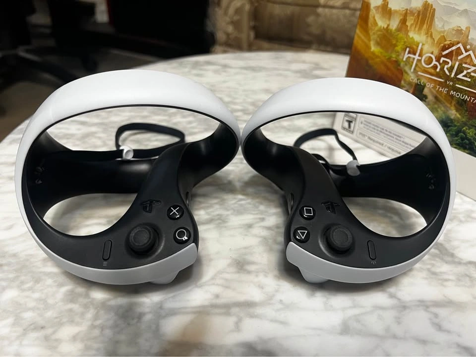 Sony PlayStation VR2 - photo 2