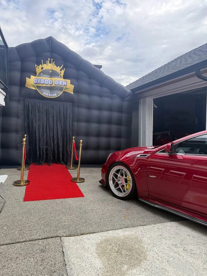 Inflatable Party House Rentals - photo 3