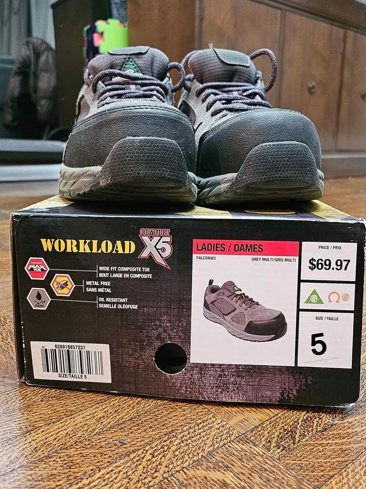 Safety shoes for women size 5 - photo 3