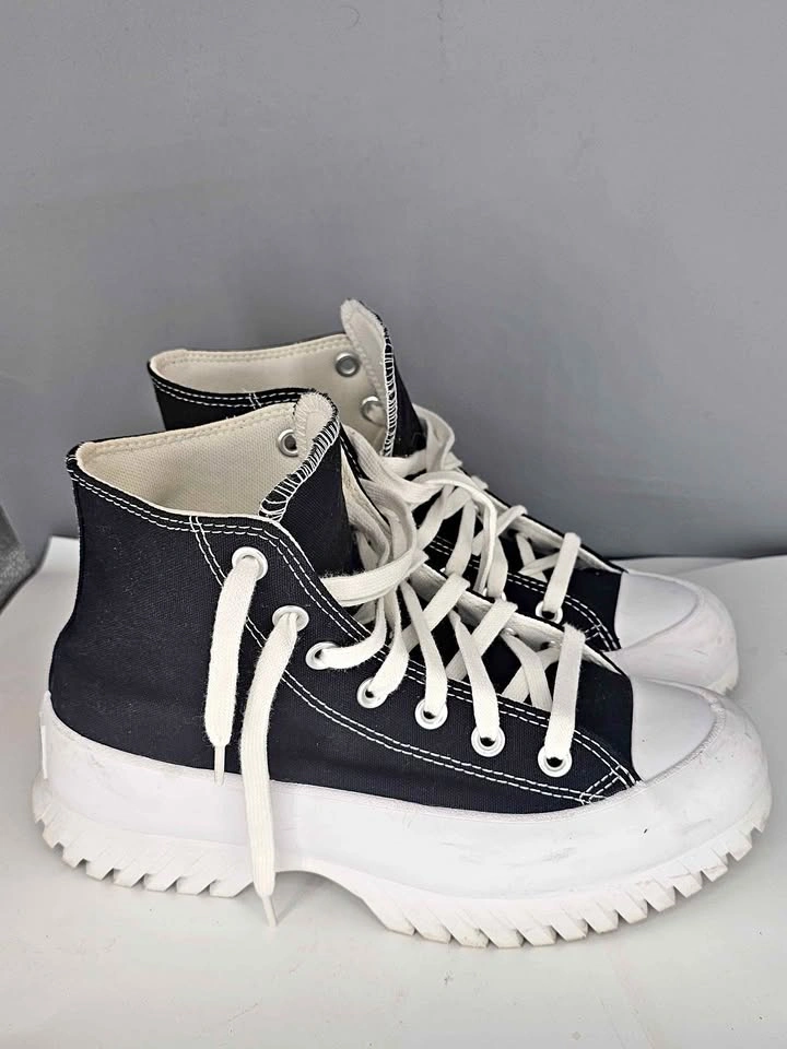 Converse Chuck Taylor All Star Lugged High Top Size 7