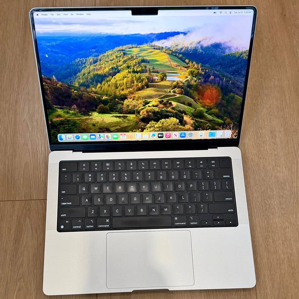 Apple MacBook Pro 14-inch M3 1TB SSD *AppleCare+*