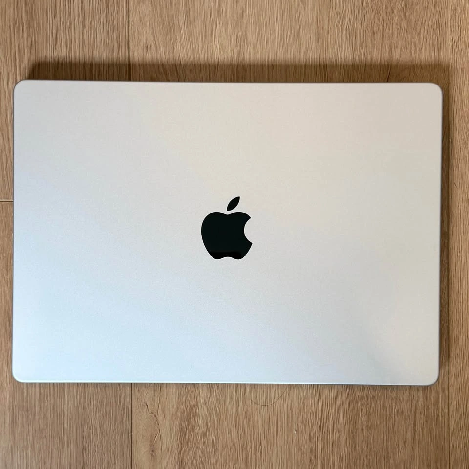Apple MacBook Pro 14-inch M3 1TB SSD *AppleCare+* - photo 2