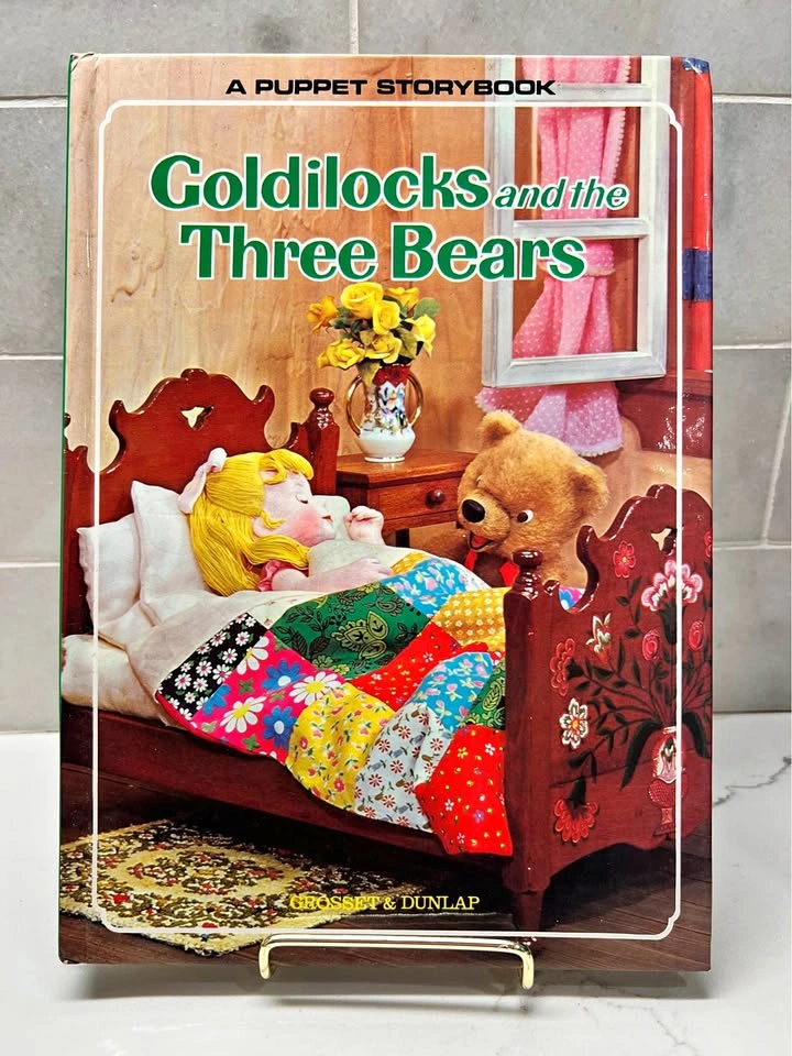 Vintage 1970 "Goldilocks and the Three Bears" Puppet Storybook
