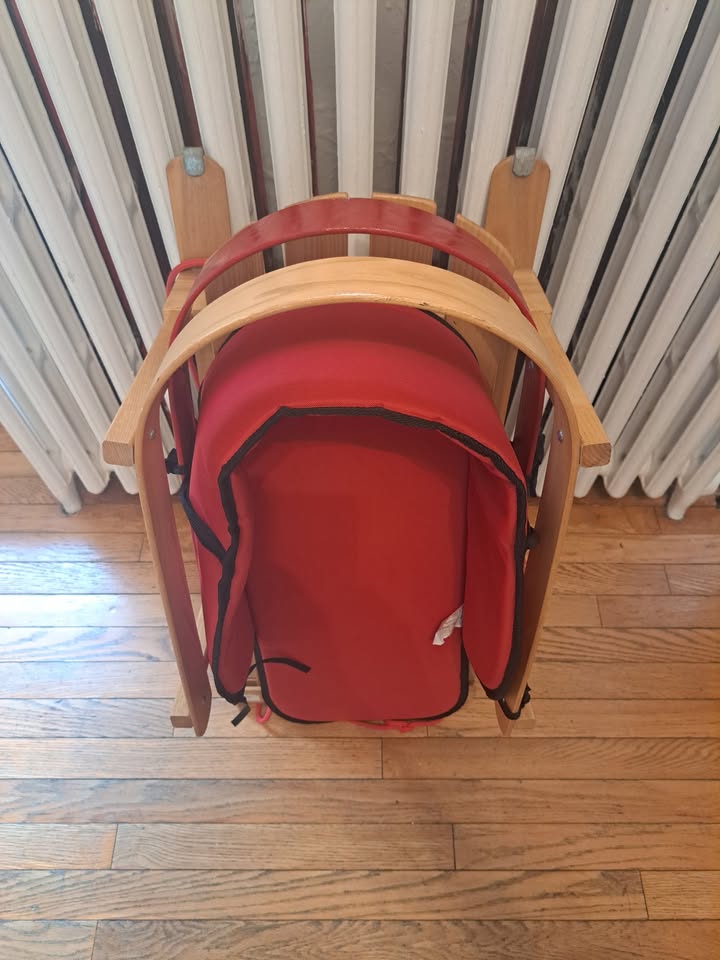 Streamridge Baby Sleigh WIth Cushion Made in Canada - photo 5